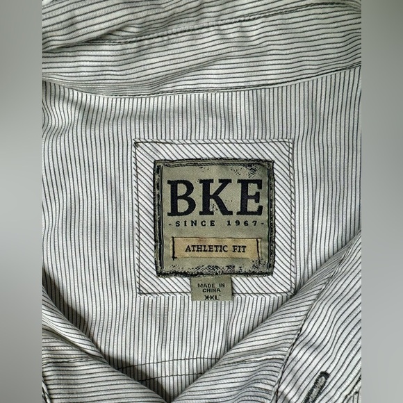 Buckle BKE Shirt Mens XXL White Black Stripe Long Sleeve Athletic Fit - Picture 4 of 13